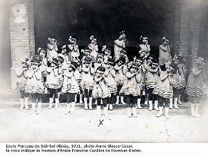 ECOLE MARCEAU MATERNELLE 1931 FETE N01